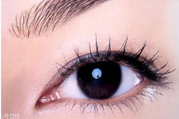 纹眼线好不好?内眼线会伤害眼睛吗?